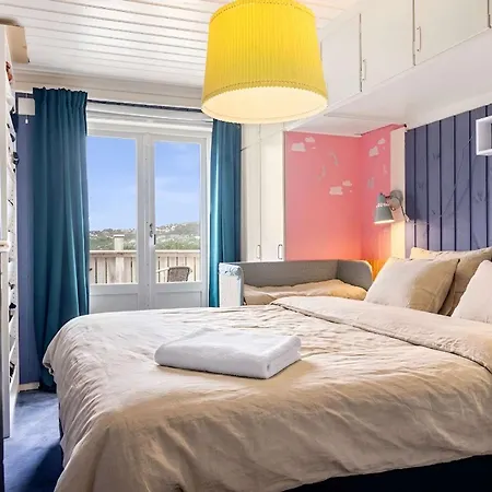 Historic With Dock Boat & Water Views Apartman