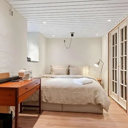 Historic With Dock Boat & Water Views Apartman *