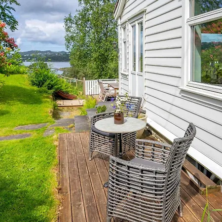 Historic With Dock Boat & Water Views Apartman